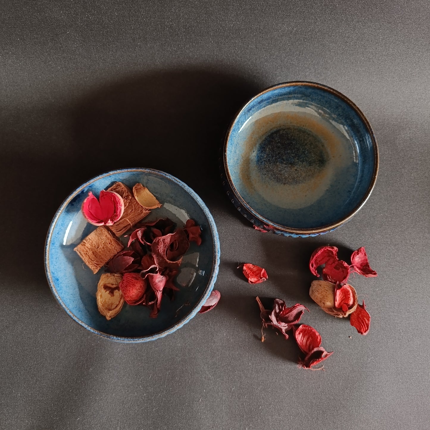 Set mit 2 Schüsseln der „BLAUEN“ Linie