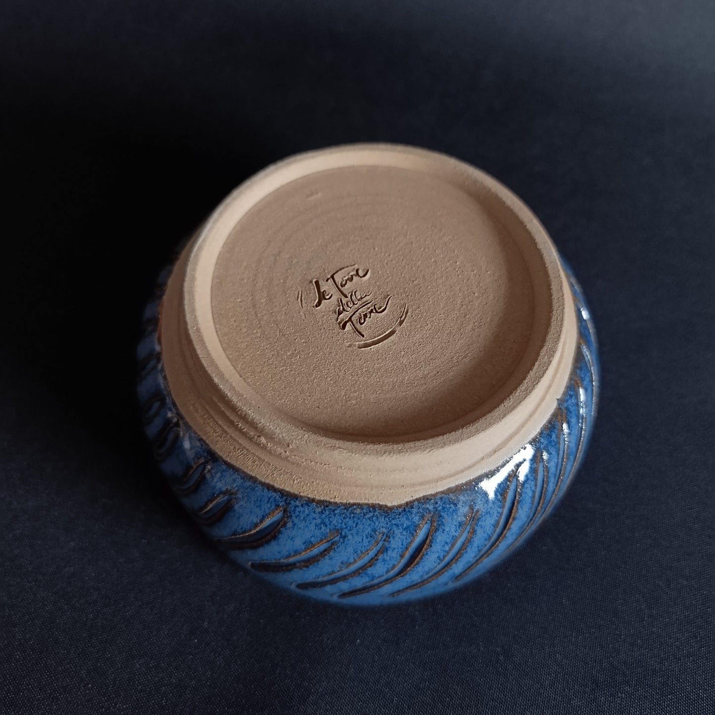 Steingutschale aus der „BLU“-Linie