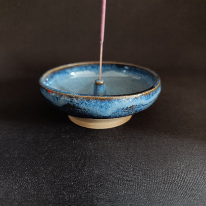 "BLUE" line incense holder