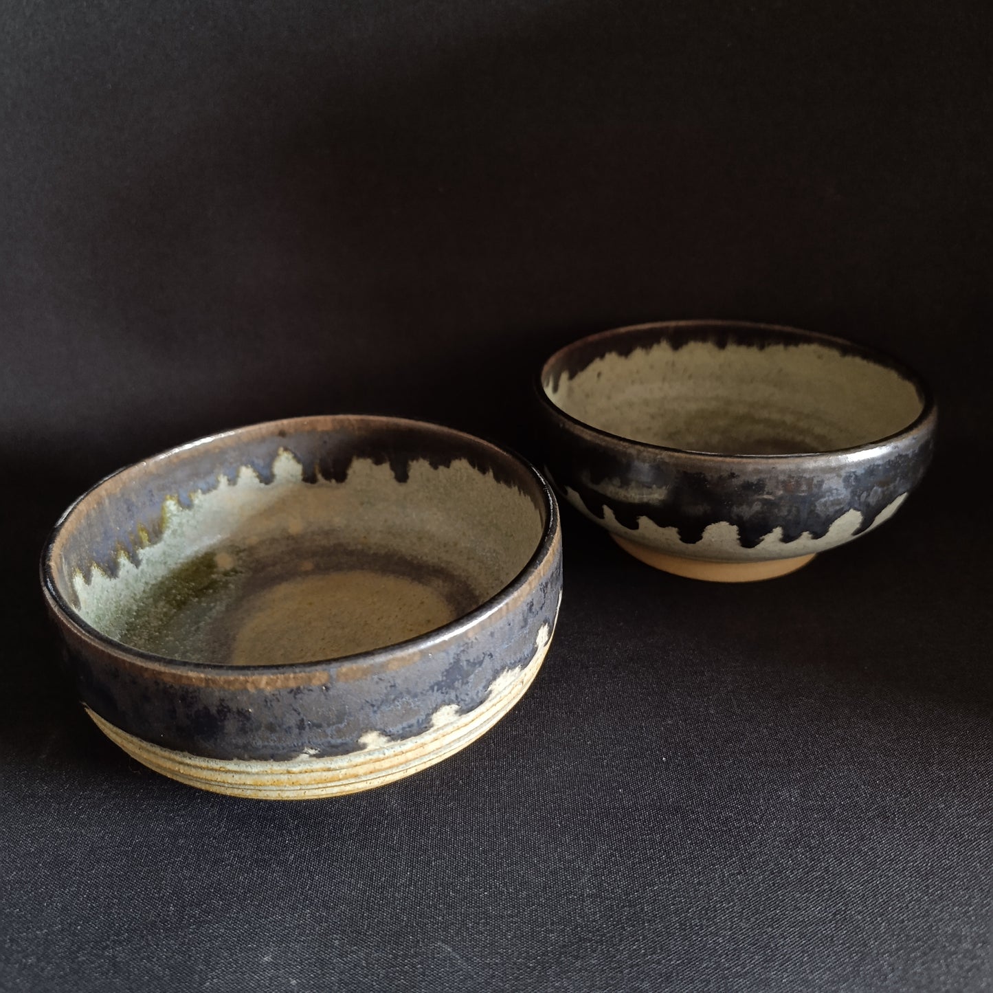 Set of 2 green and black bowls from the "SALVIA" line
