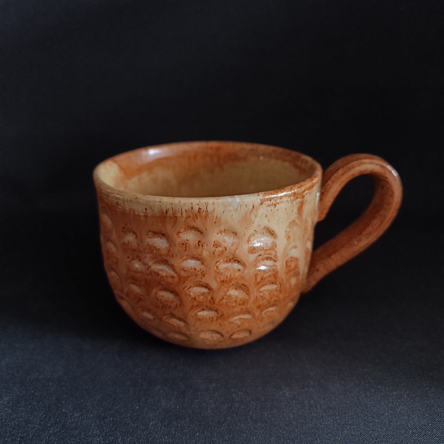 Stoneware mug from the "TERRA" line
