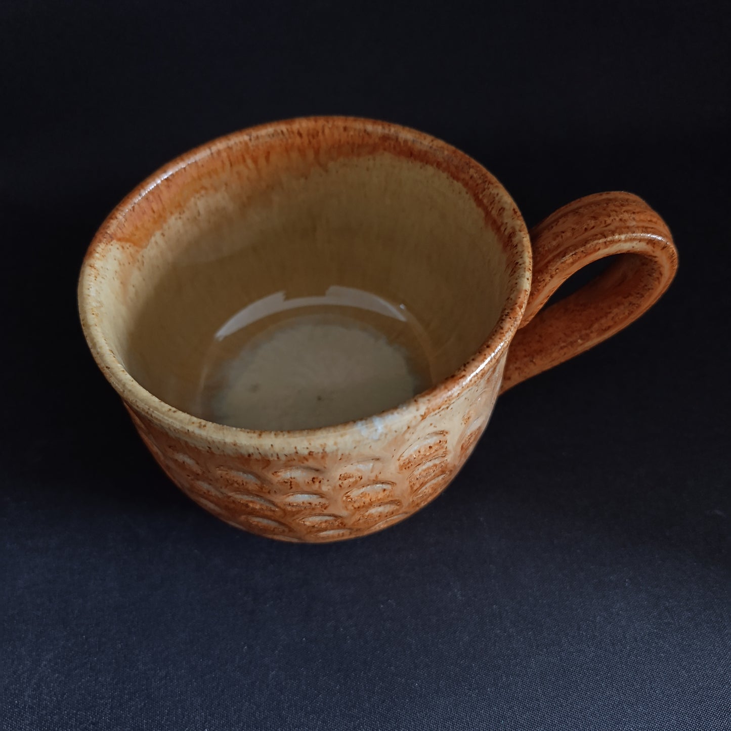 Stoneware mug from the "TERRA" line