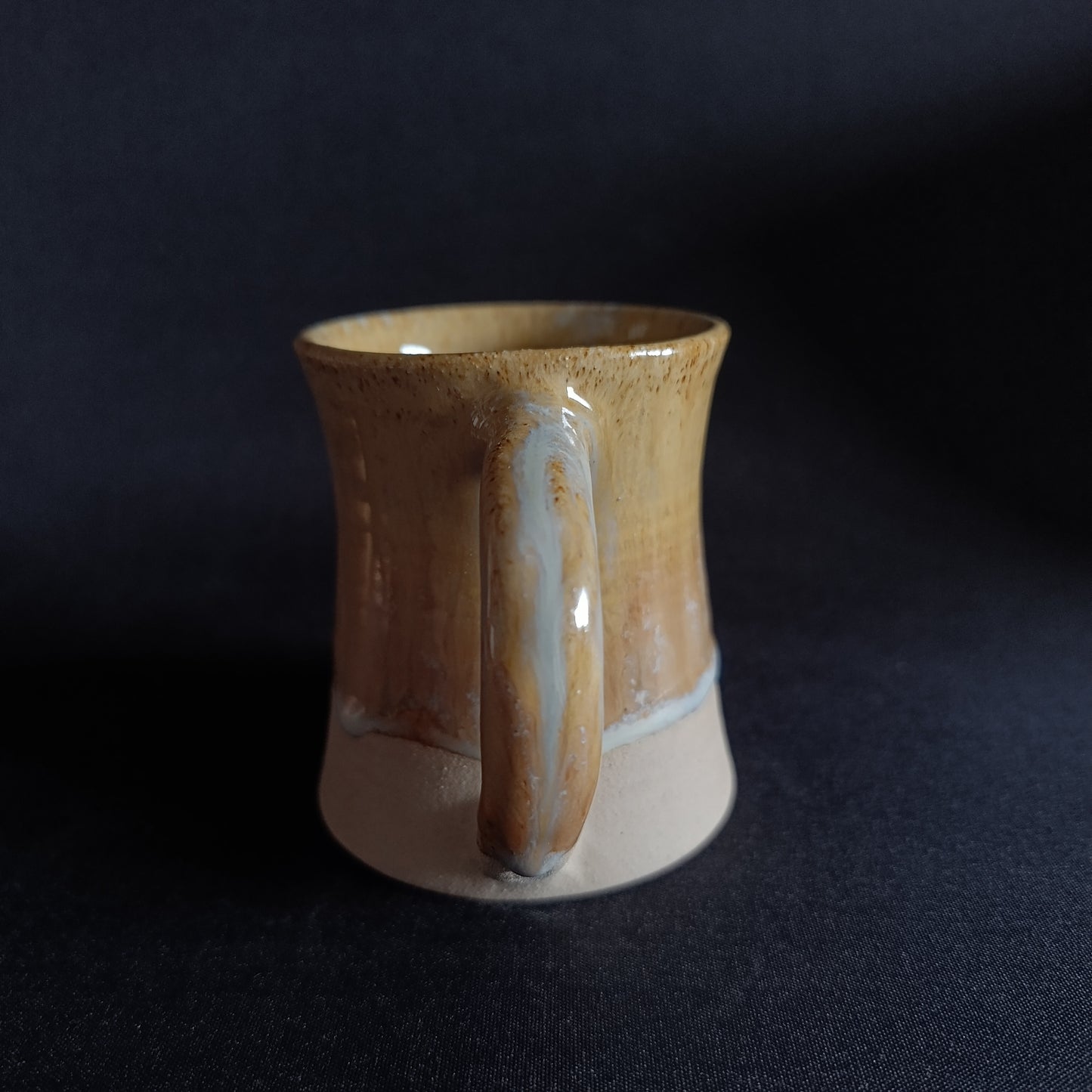 Stoneware mug from the "TERRA" line