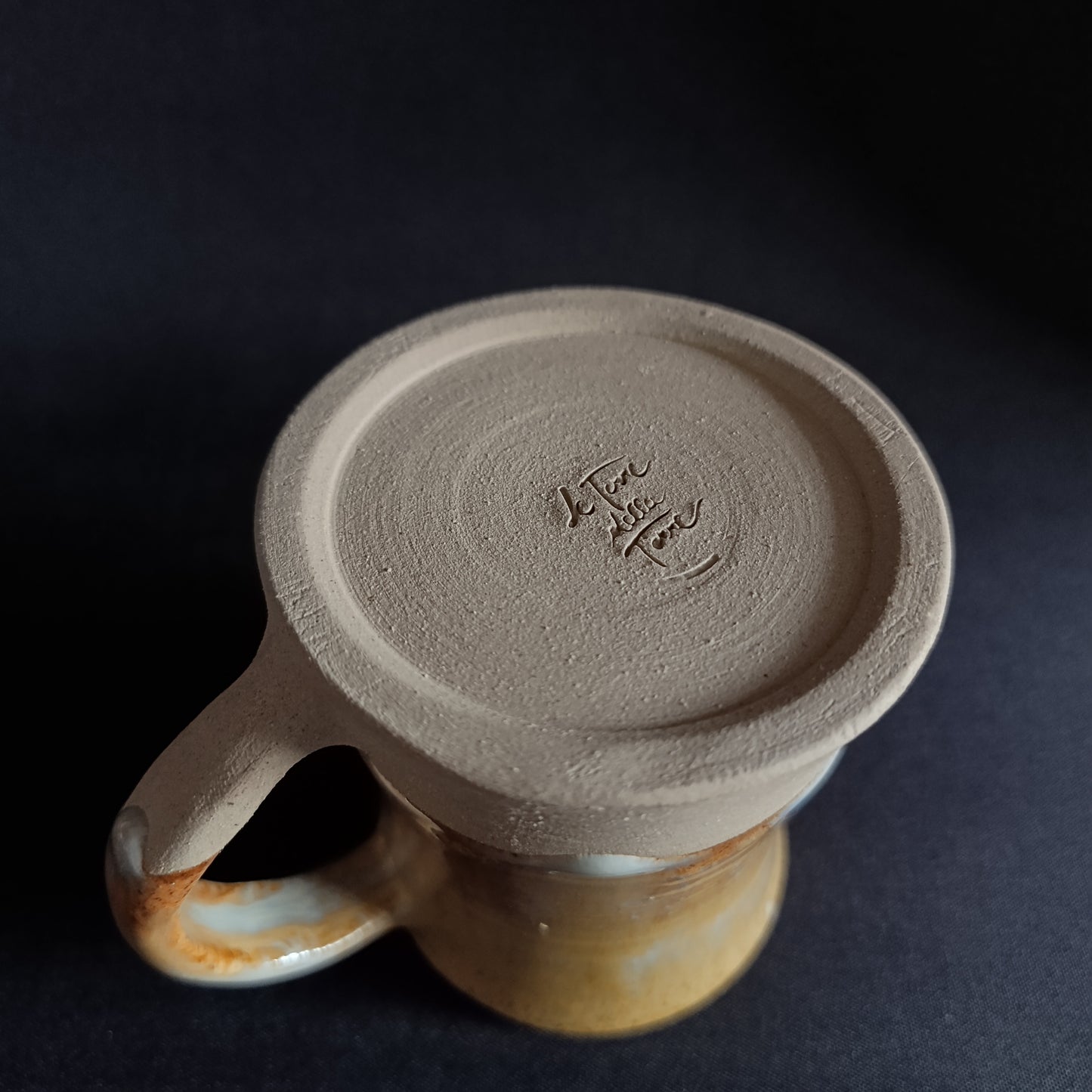 Stoneware mug from the "TERRA" line