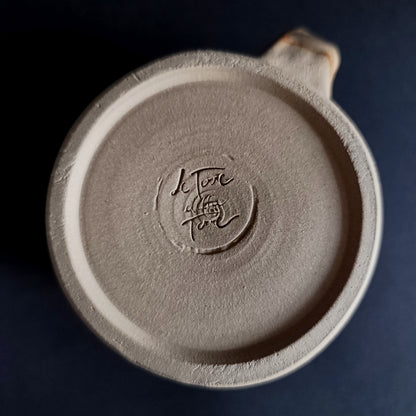 Stoneware mug from the "TERRA" line