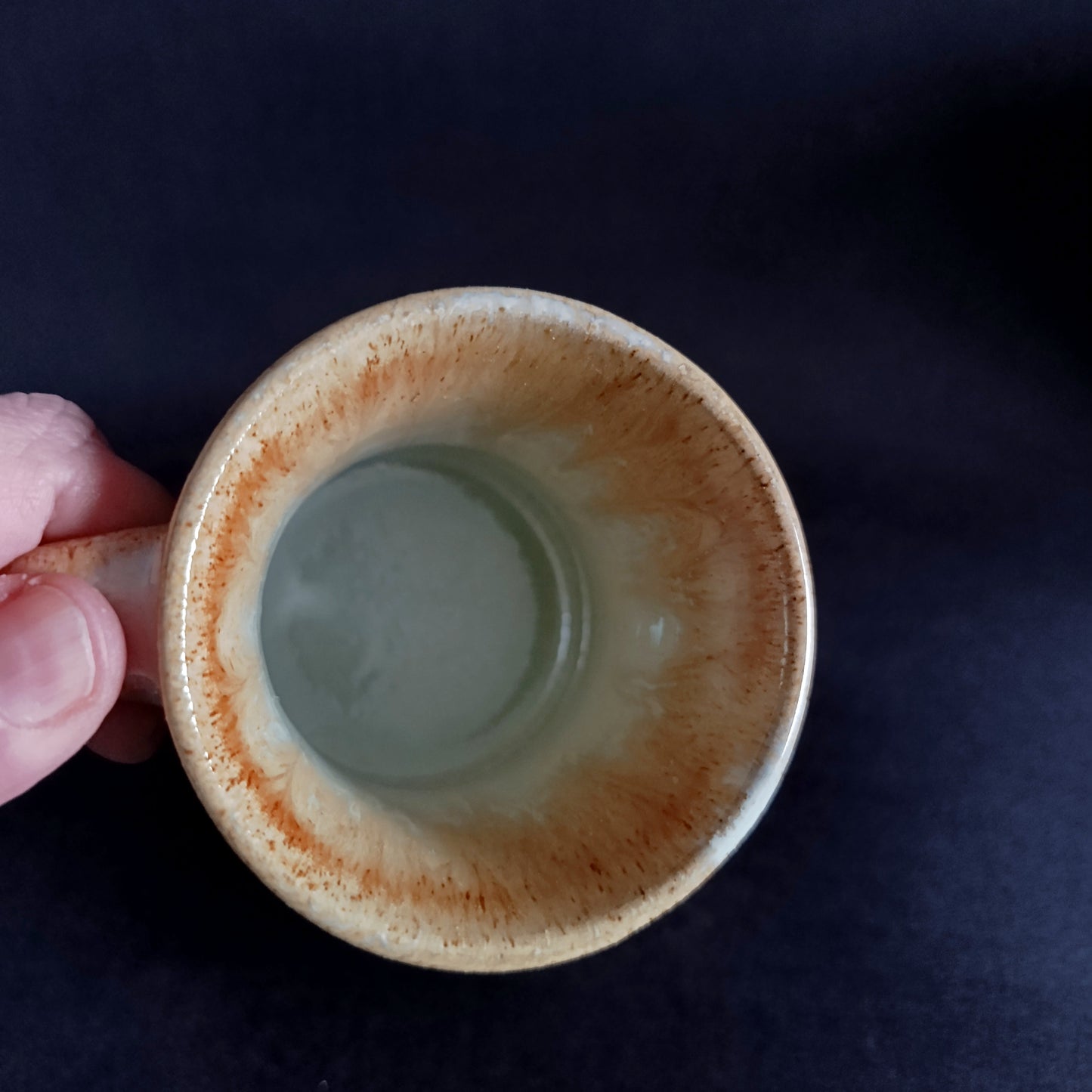 Stoneware mug from the "TERRA" line