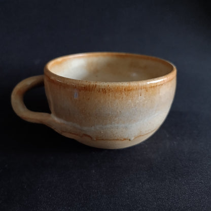 Stoneware mug from the "TERRA" line