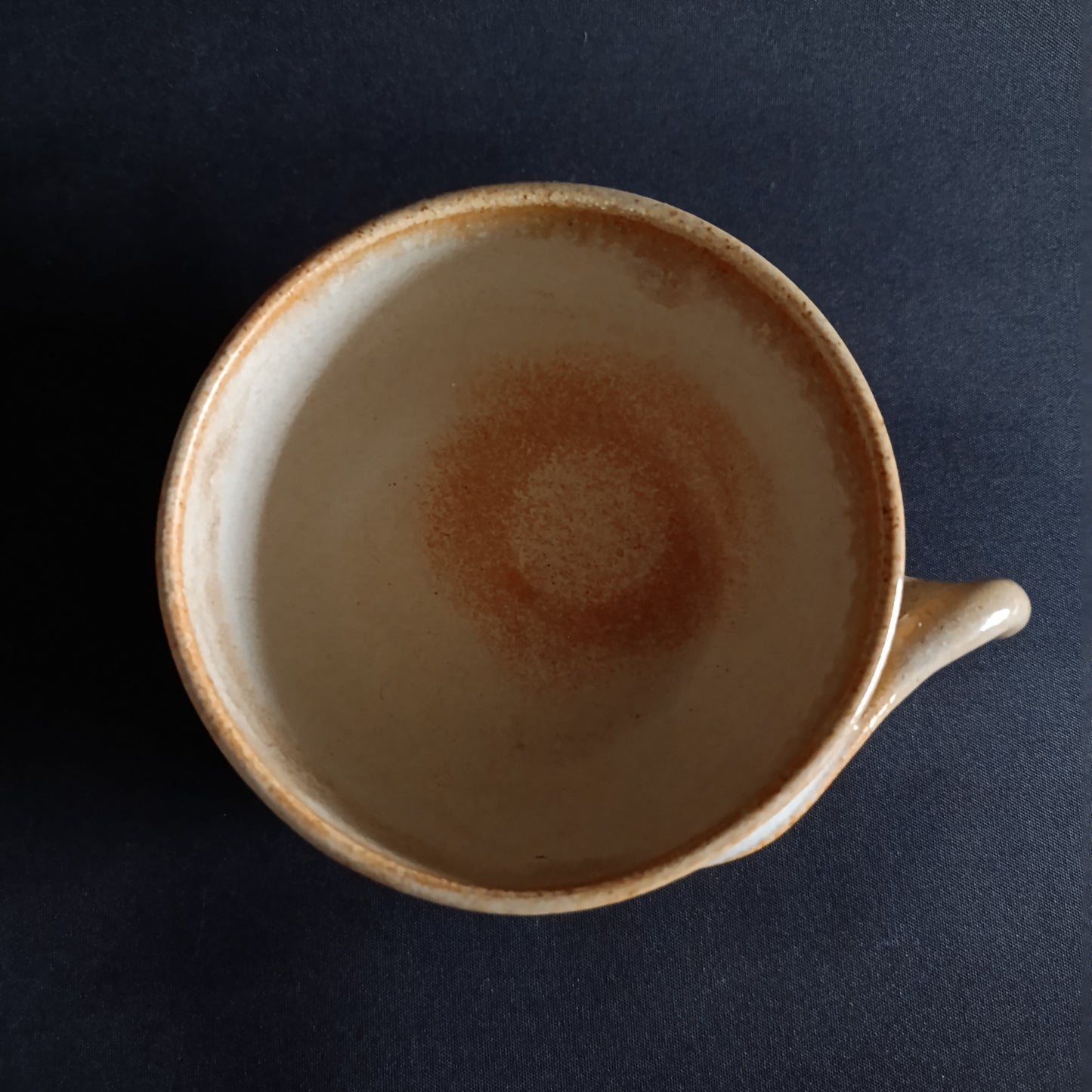 Stoneware mug from the "TERRA" line