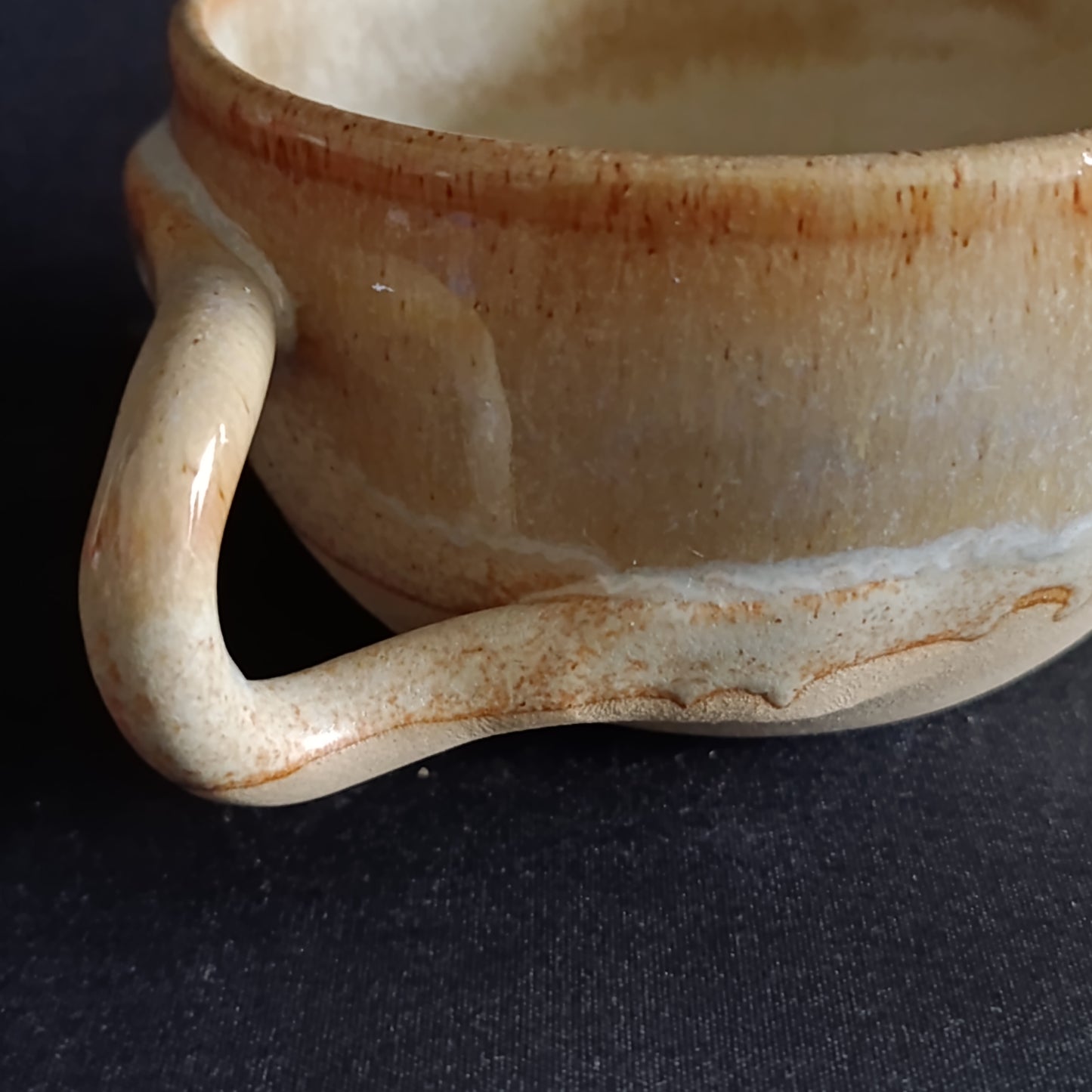Stoneware mug from the "TERRA" line