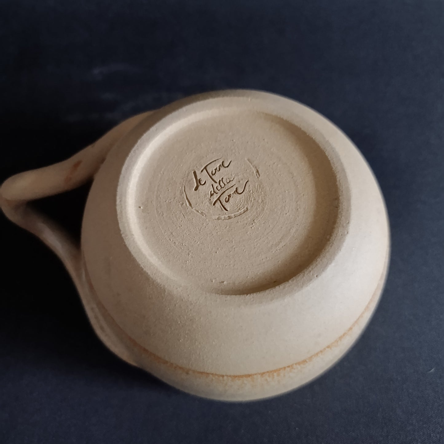Stoneware mug from the "TERRA" line