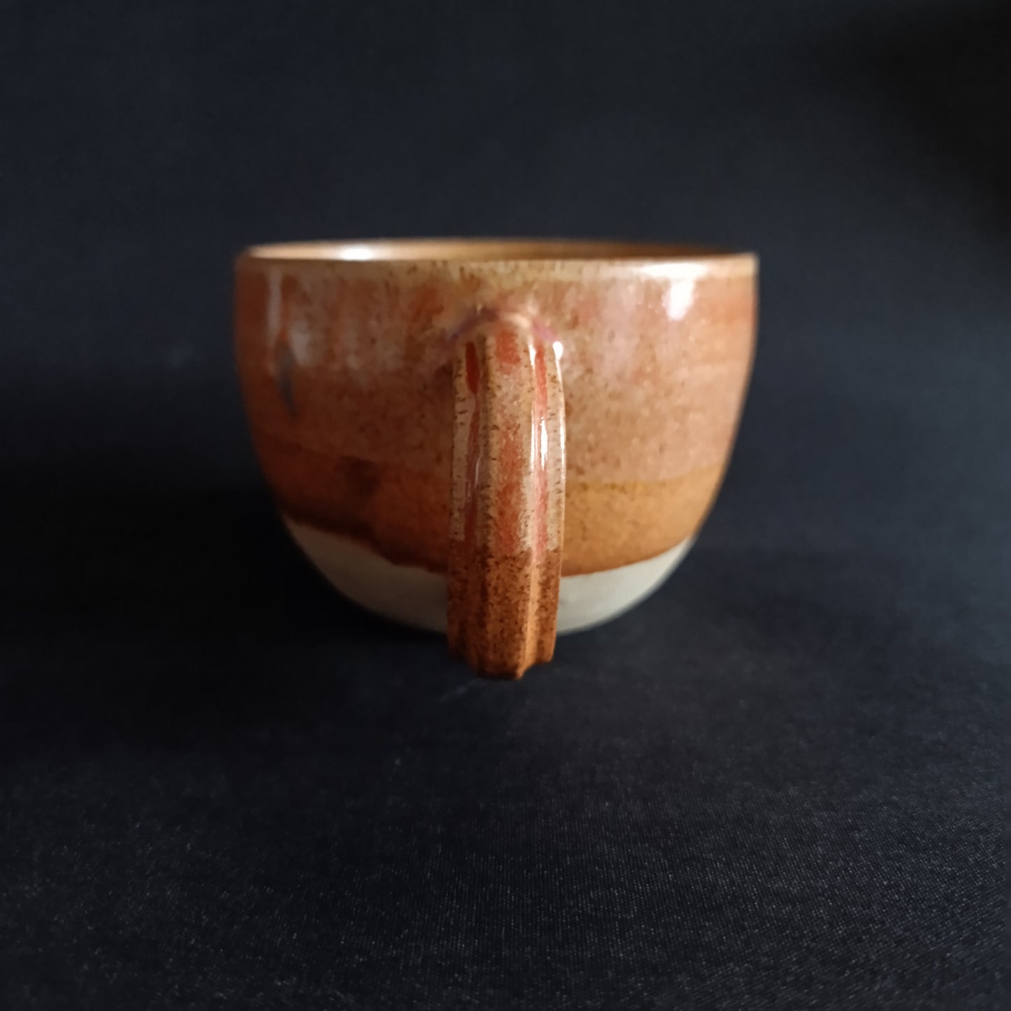 Stoneware mug from the "TERRA" line
