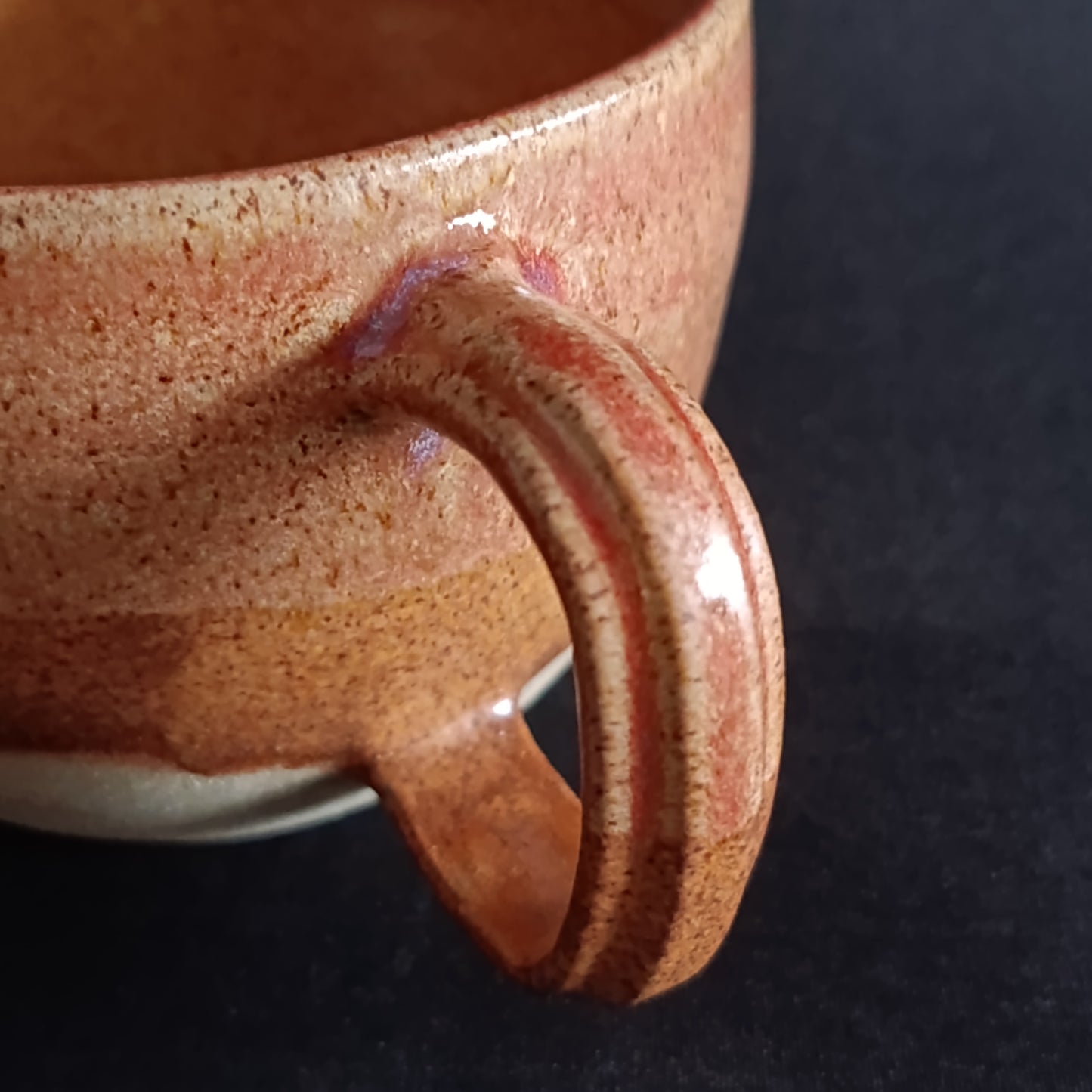 Stoneware mug from the "TERRA" line