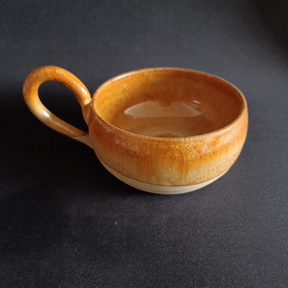 Stoneware mug from the "TERRA" line