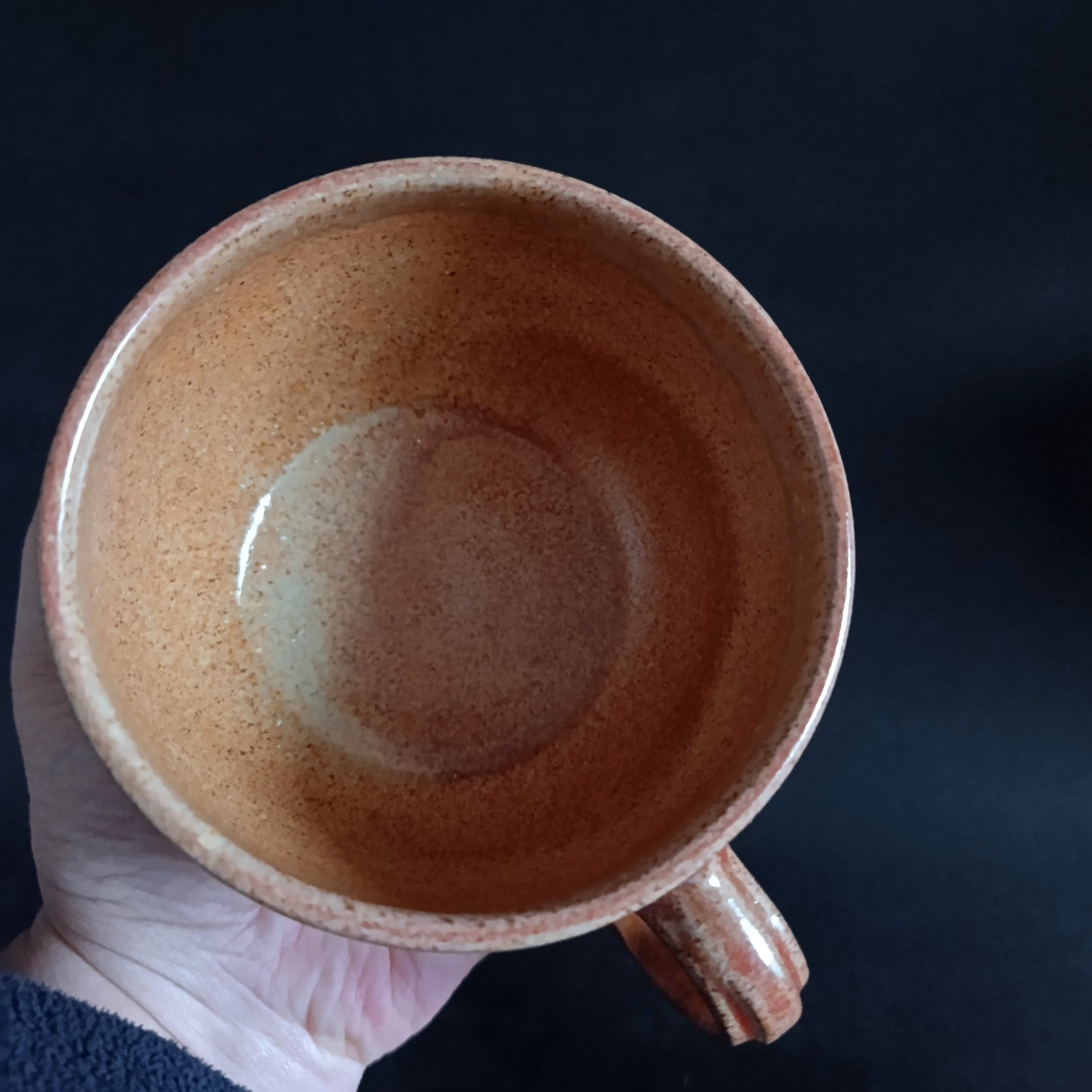 Stoneware mug from the "TERRA" line