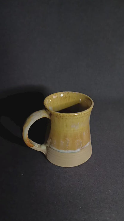Stoneware mug from the "TERRA" line
